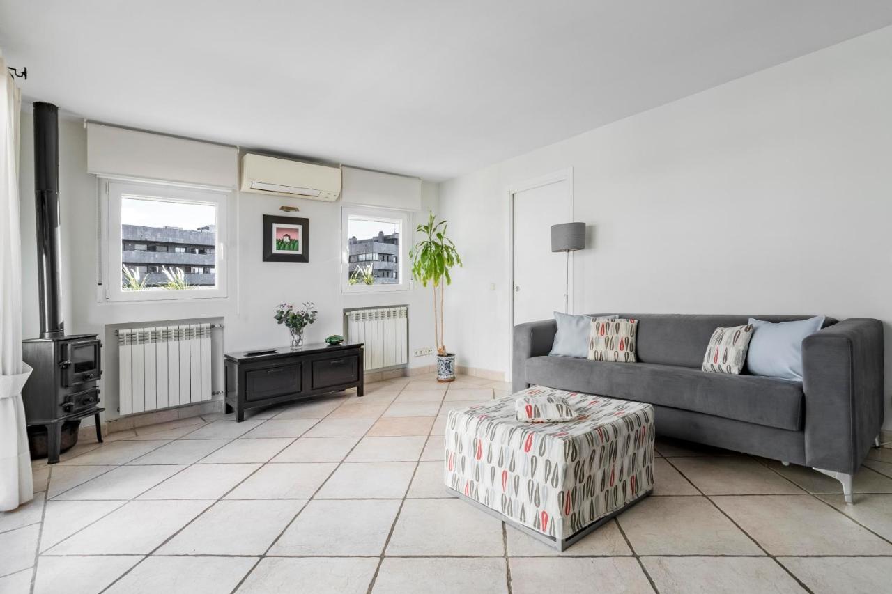 Ferienwohnung Atico Duplex Cuzcocastellana Smart Madrid Exterior foto