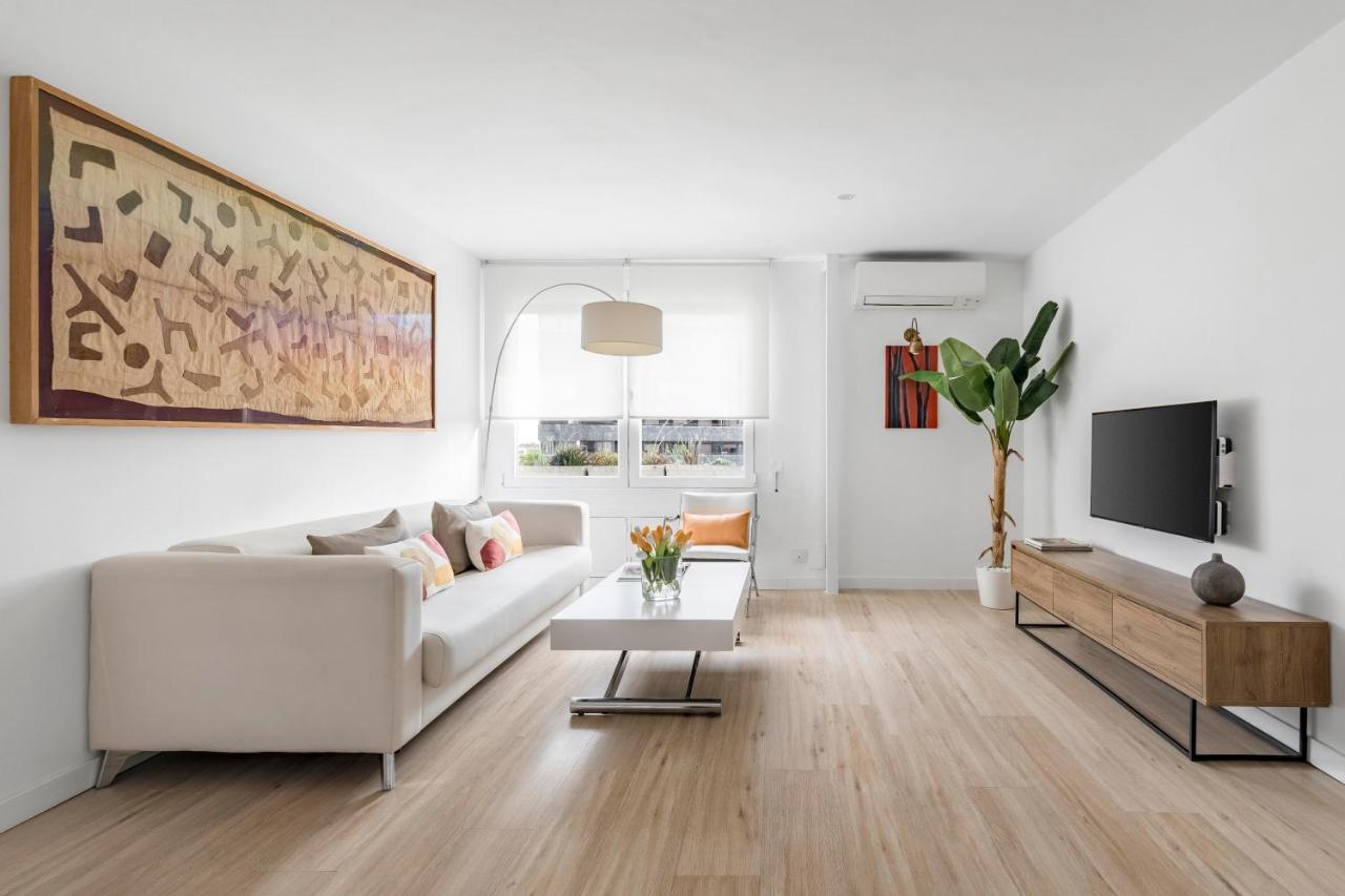 Ferienwohnung Atico Duplex Cuzcocastellana Smart Madrid Exterior foto